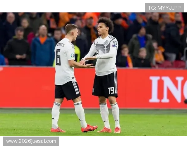 全面整理世界杯杯历届冠军名单，涵盖每届比赛冠军的详细信息与获胜亮点